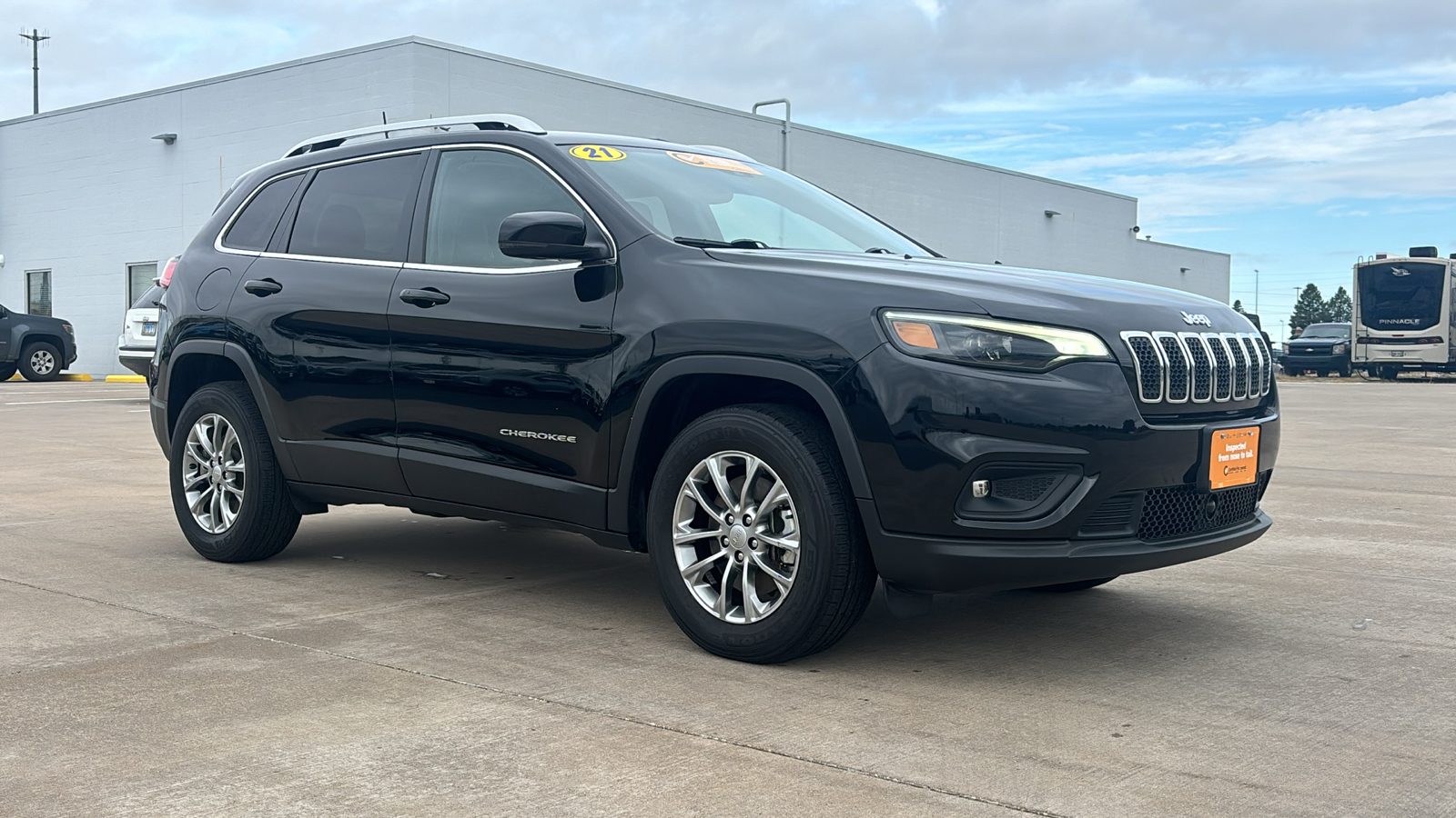 2021 Jeep Cherokee Latitude Lux 2