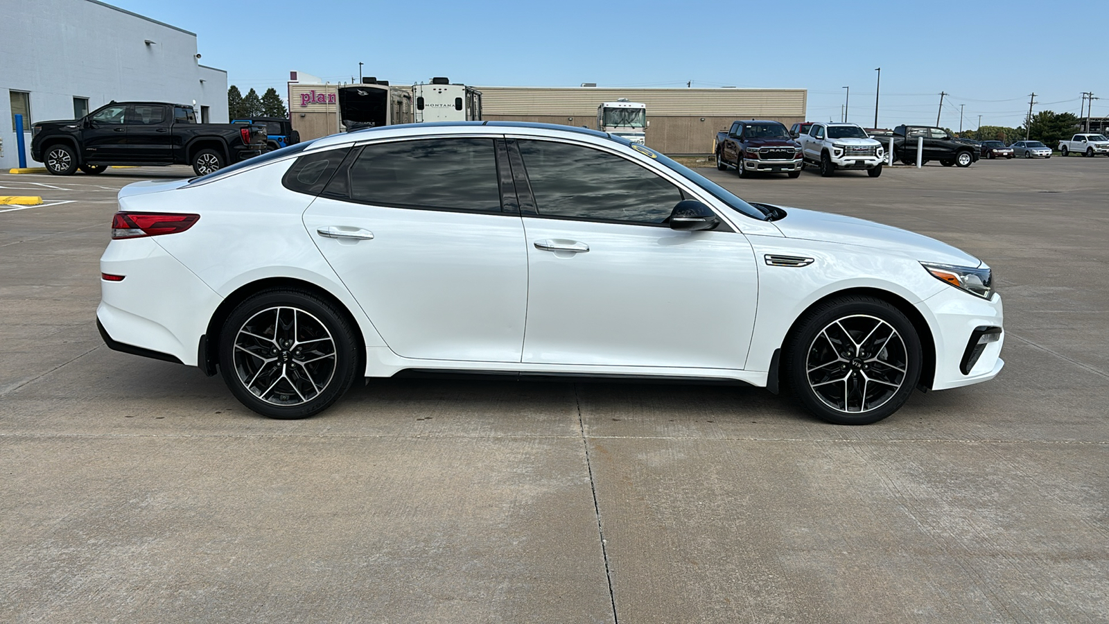 2020 Kia Optima SE 9