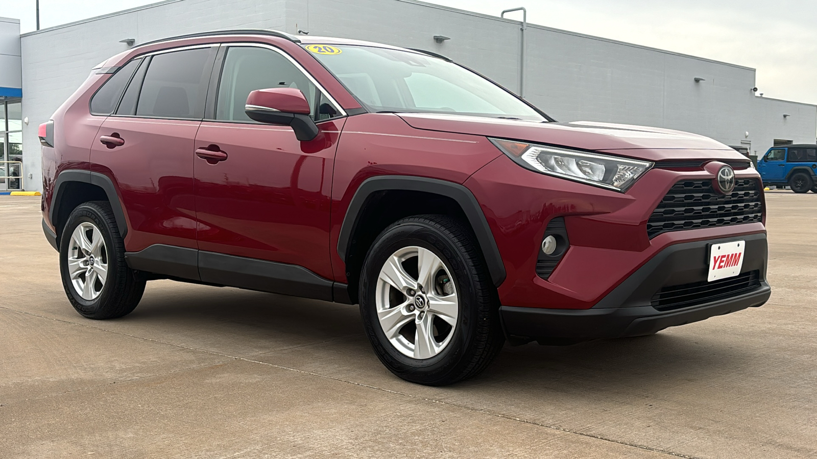 2020 Toyota RAV4 XLE 1