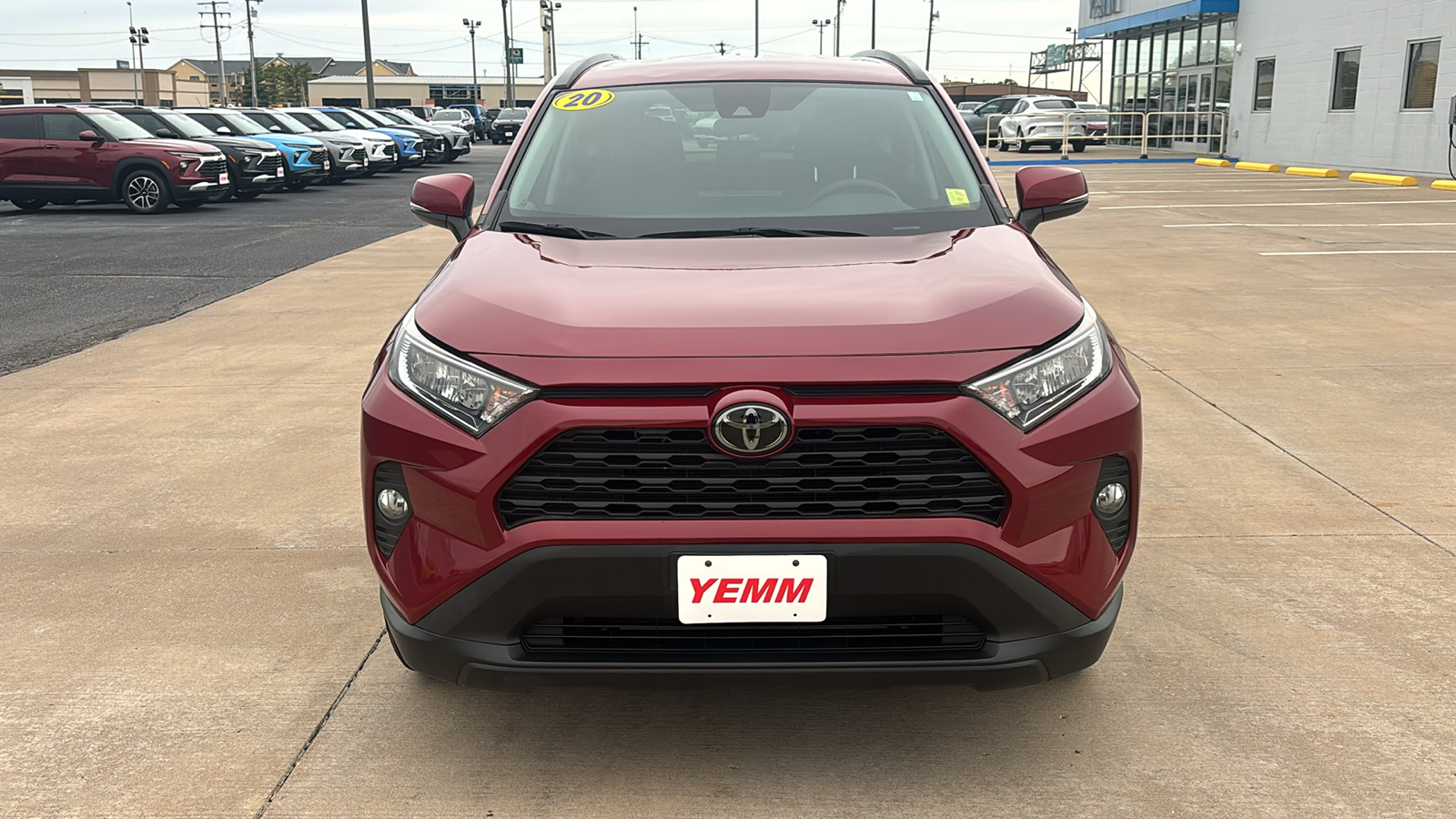 2020 Toyota RAV4 XLE 3