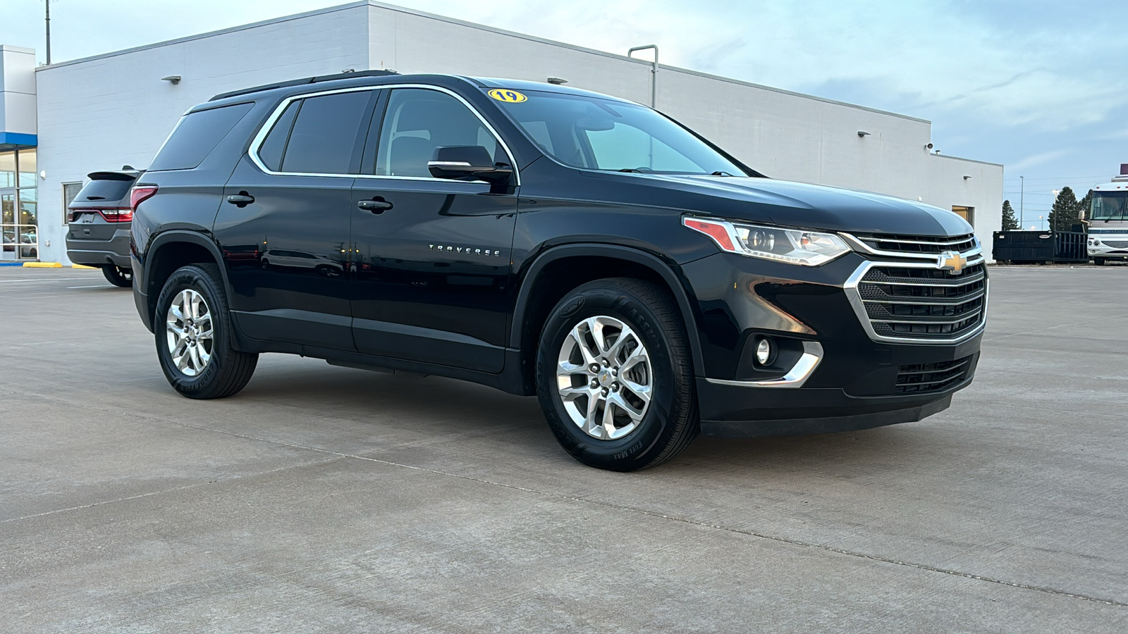 2019 Chevrolet Traverse LT 2