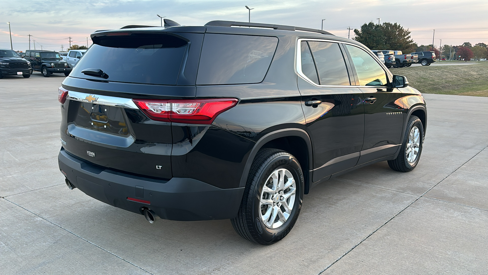 2019 Chevrolet Traverse LT 8