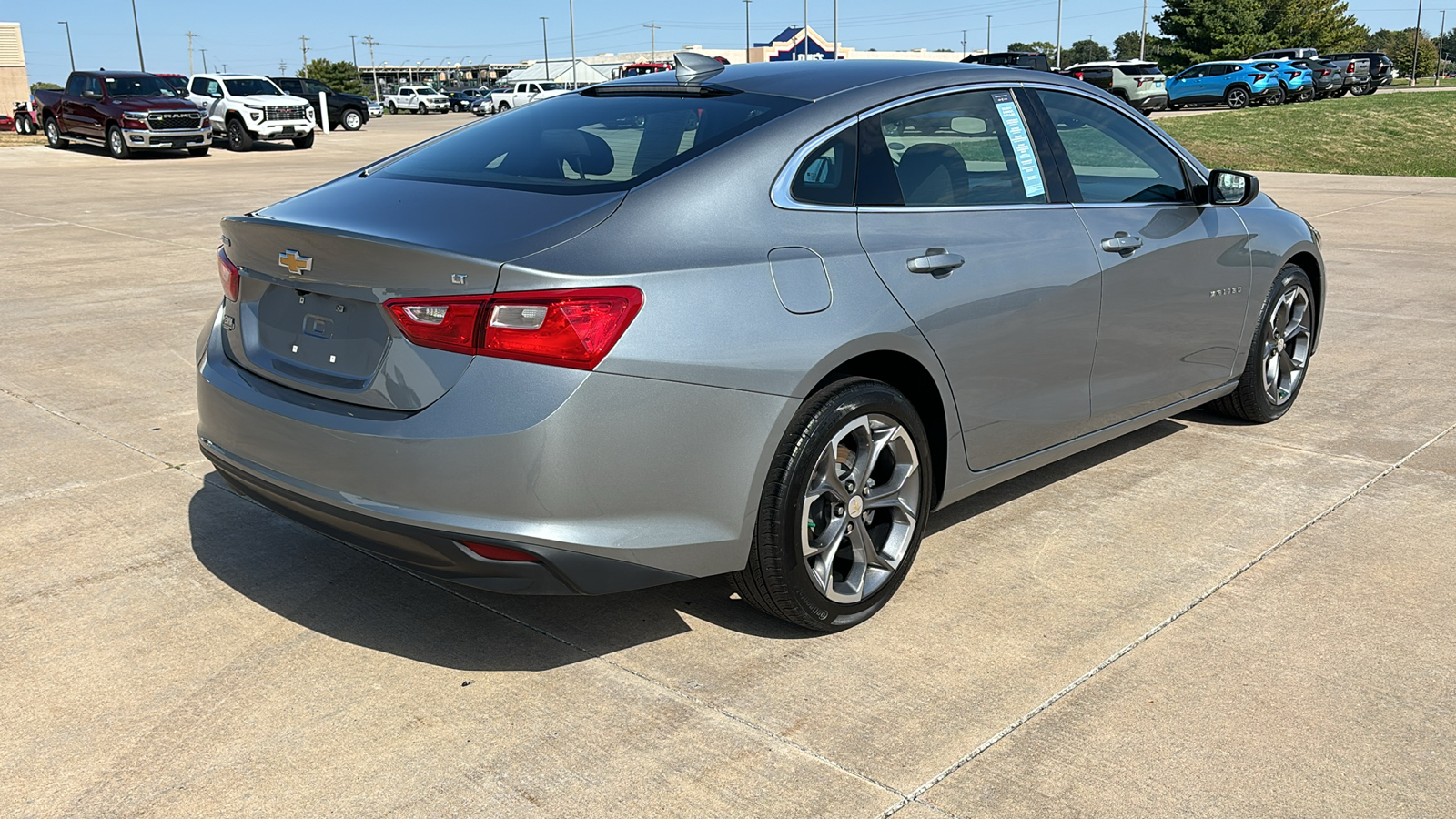 2023 Chevrolet Malibu LT 8