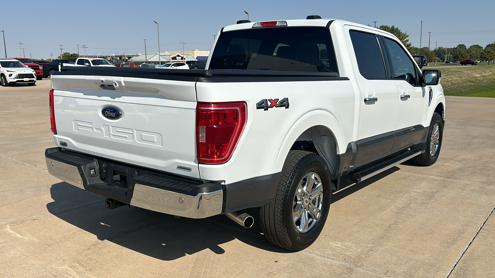 2022 Ford F-150 XLT 8