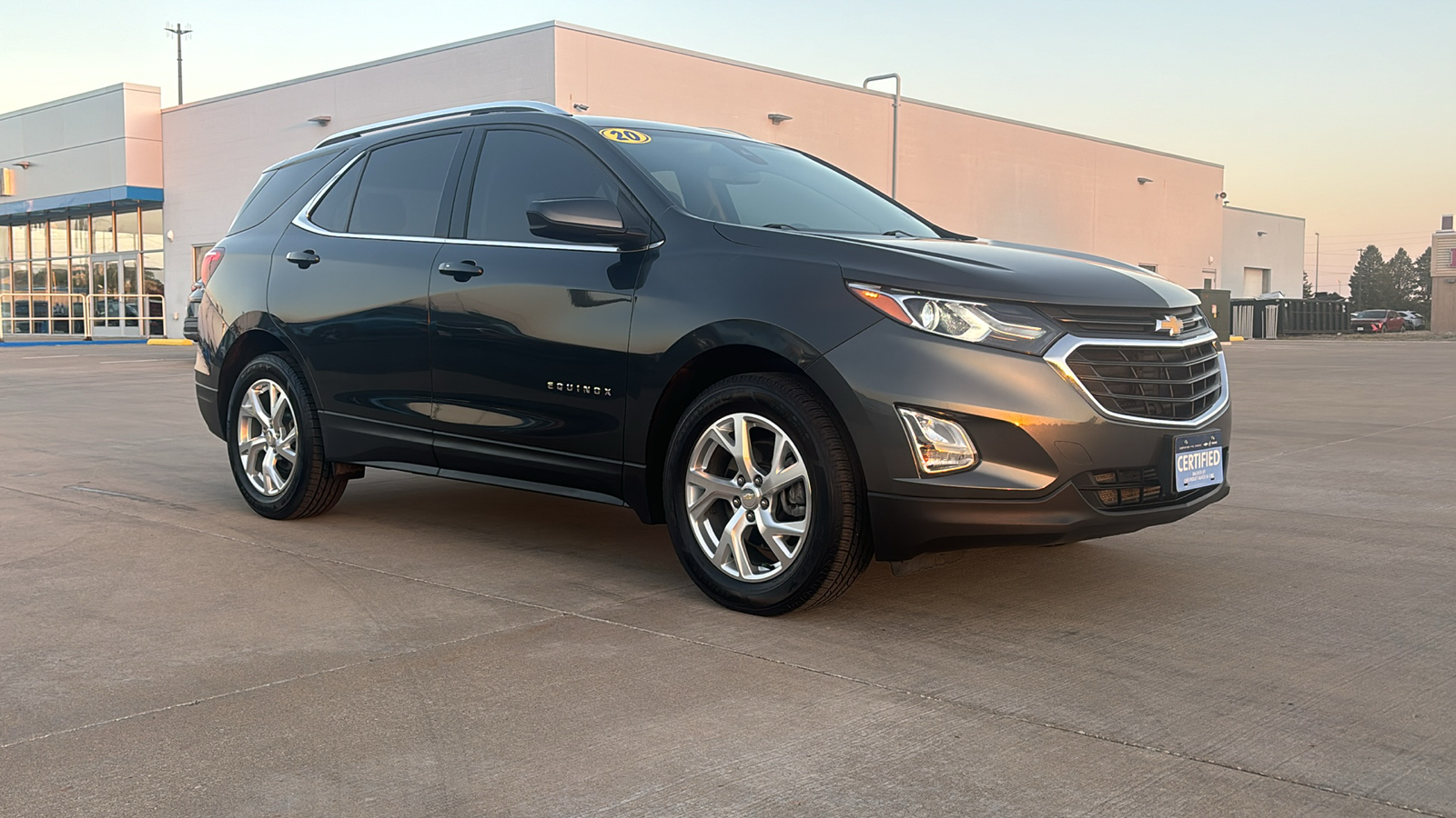 2020 Chevrolet Equinox  2