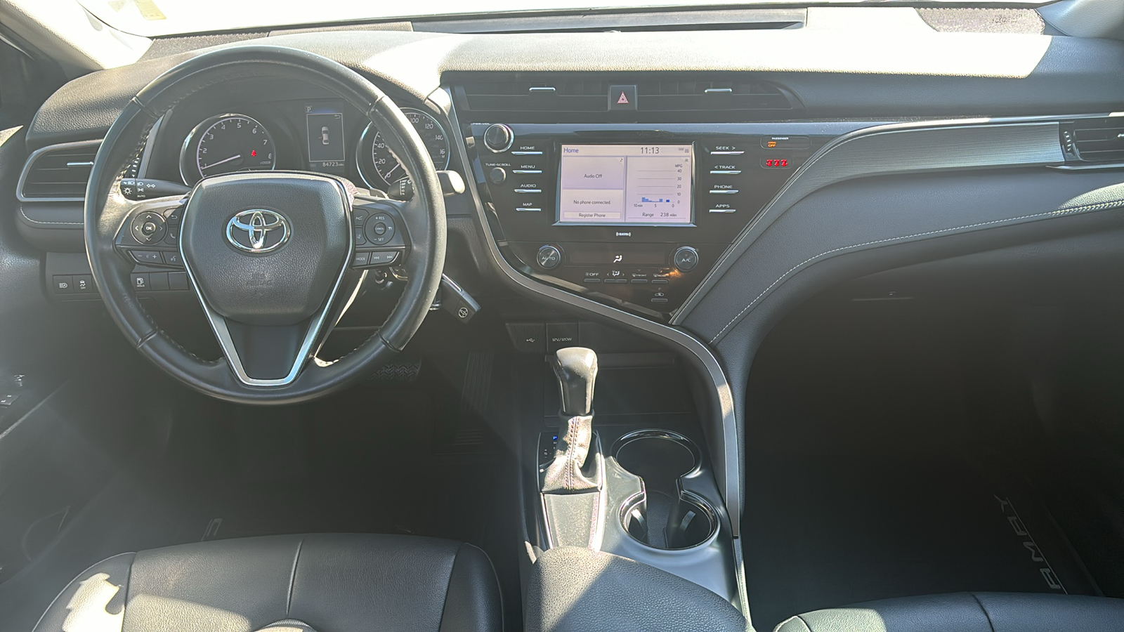 2020 Toyota Camry SE 11