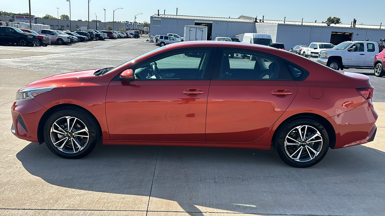 2023 Kia Forte LXS 5