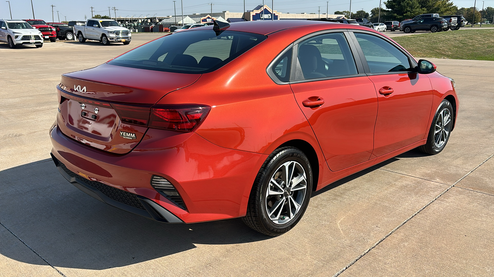 2023 Kia Forte LXS 8