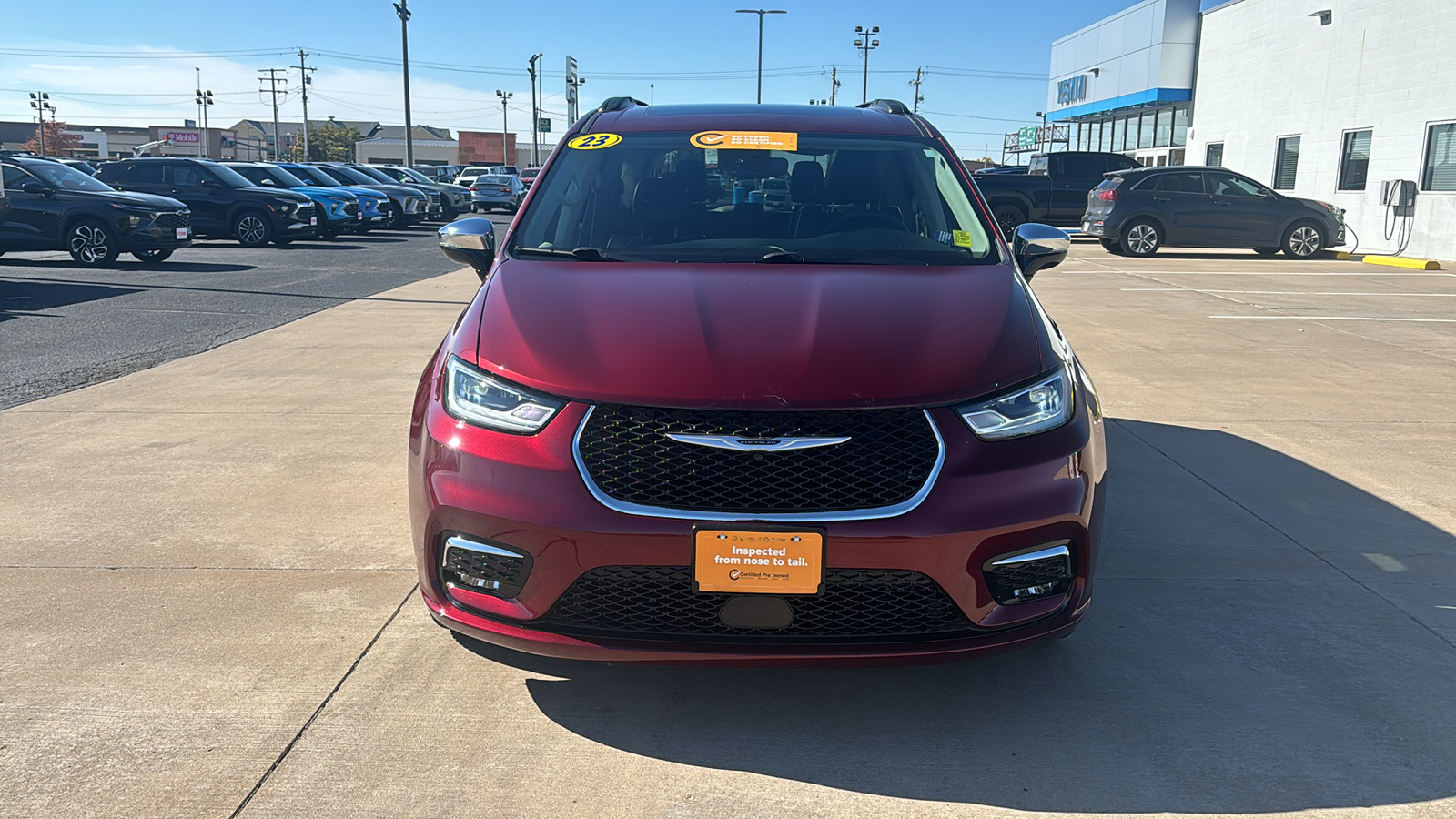 2023 Chrysler Pacifica Limited 3