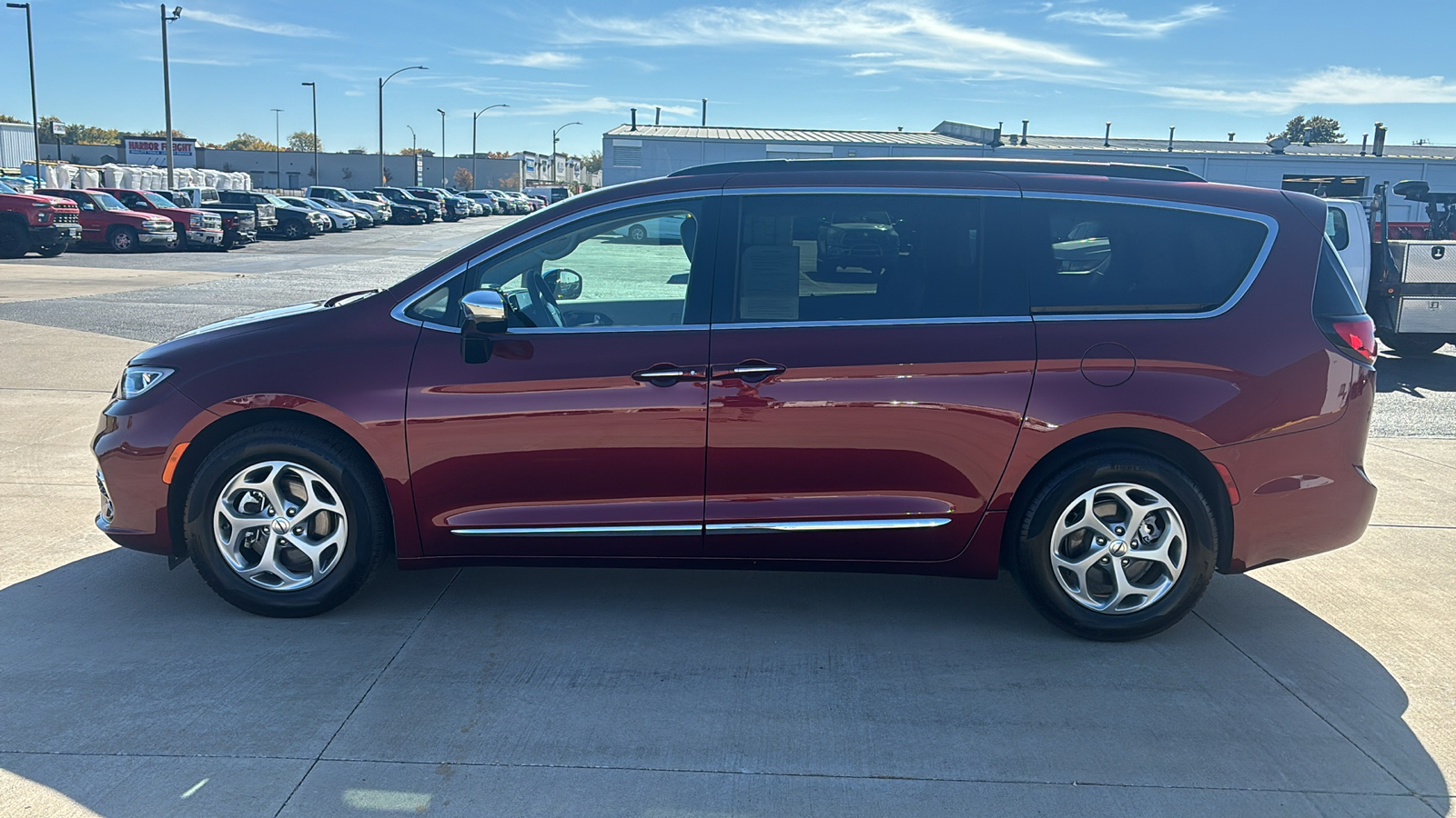 2023 Chrysler Pacifica Limited 5