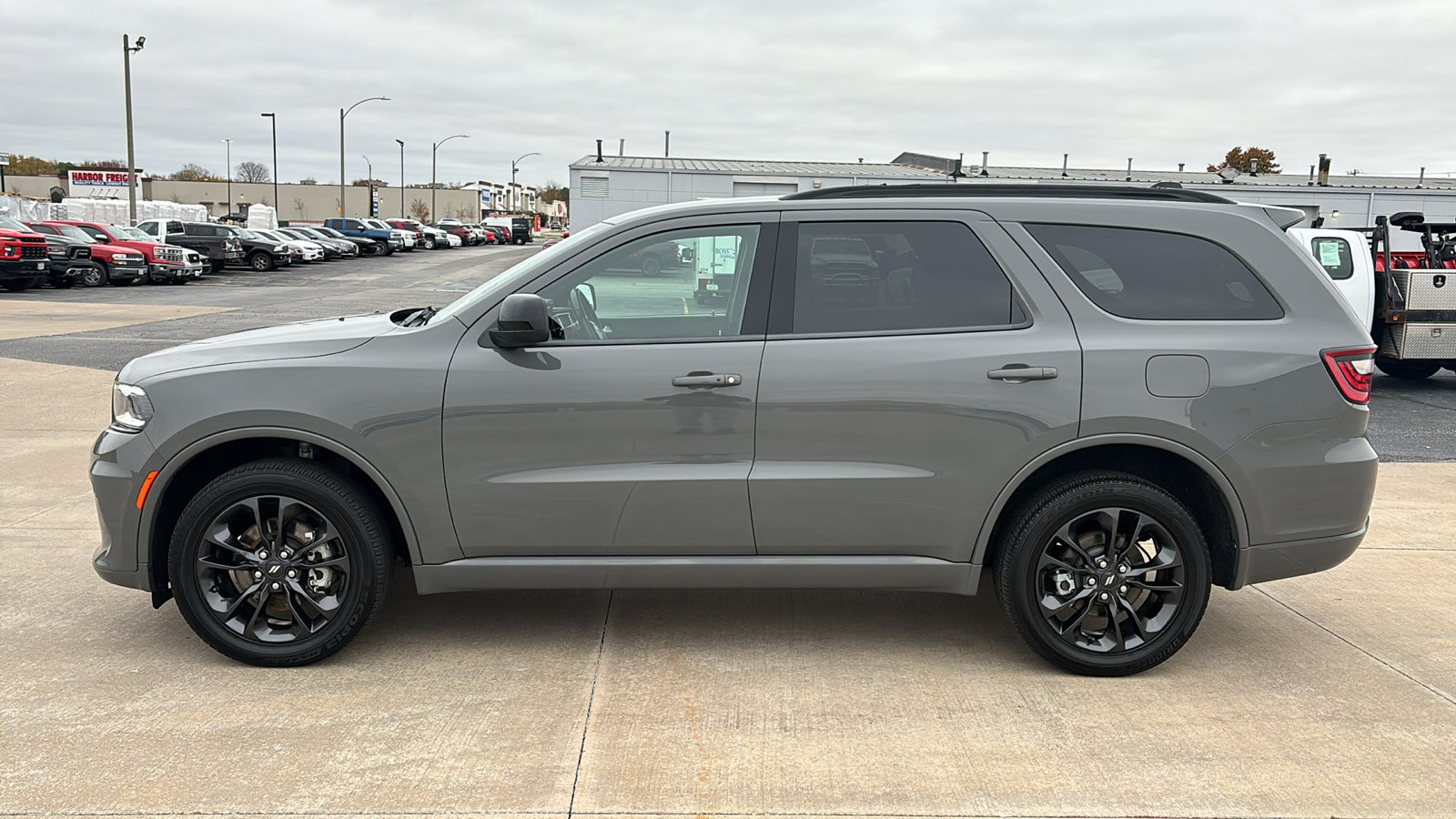 2023 Dodge Durango SXT 5