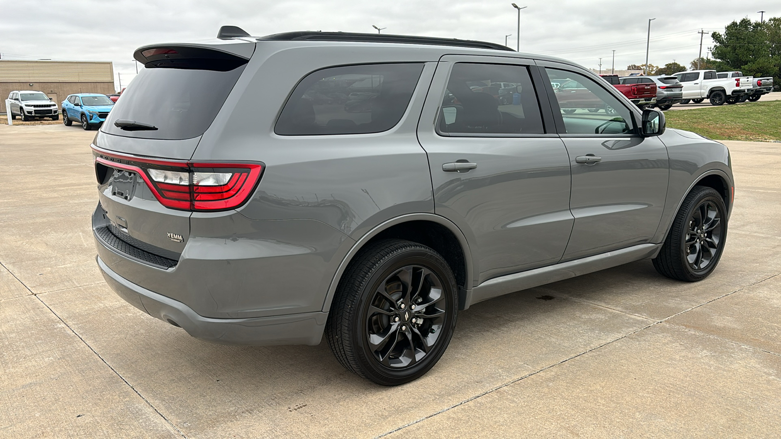 2023 Dodge Durango SXT 8