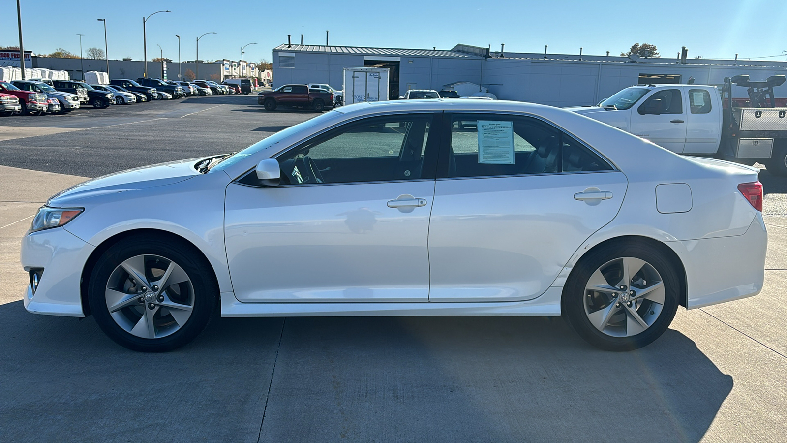 2014 Toyota Camry SE 5