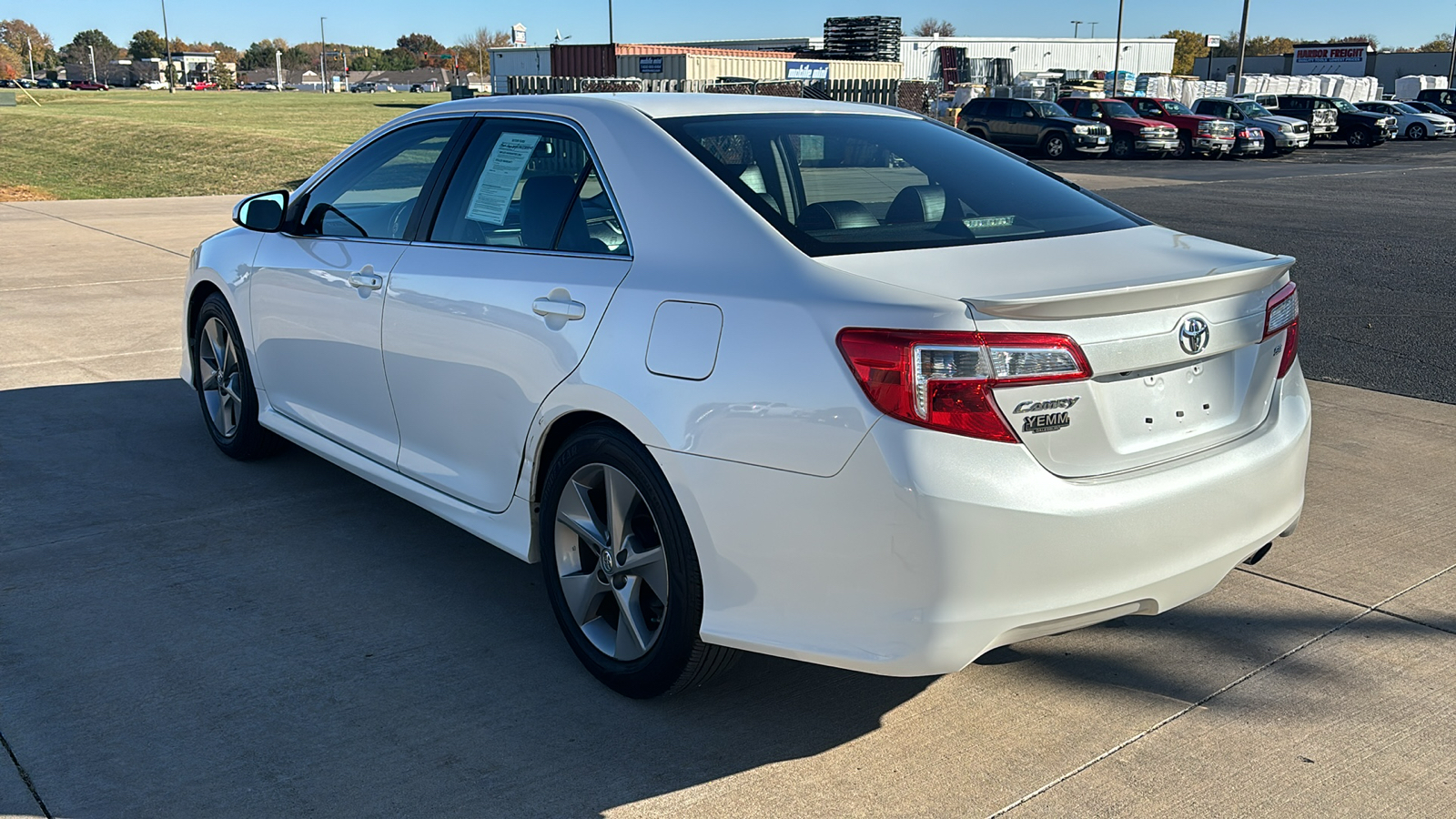 2014 Toyota Camry SE 6