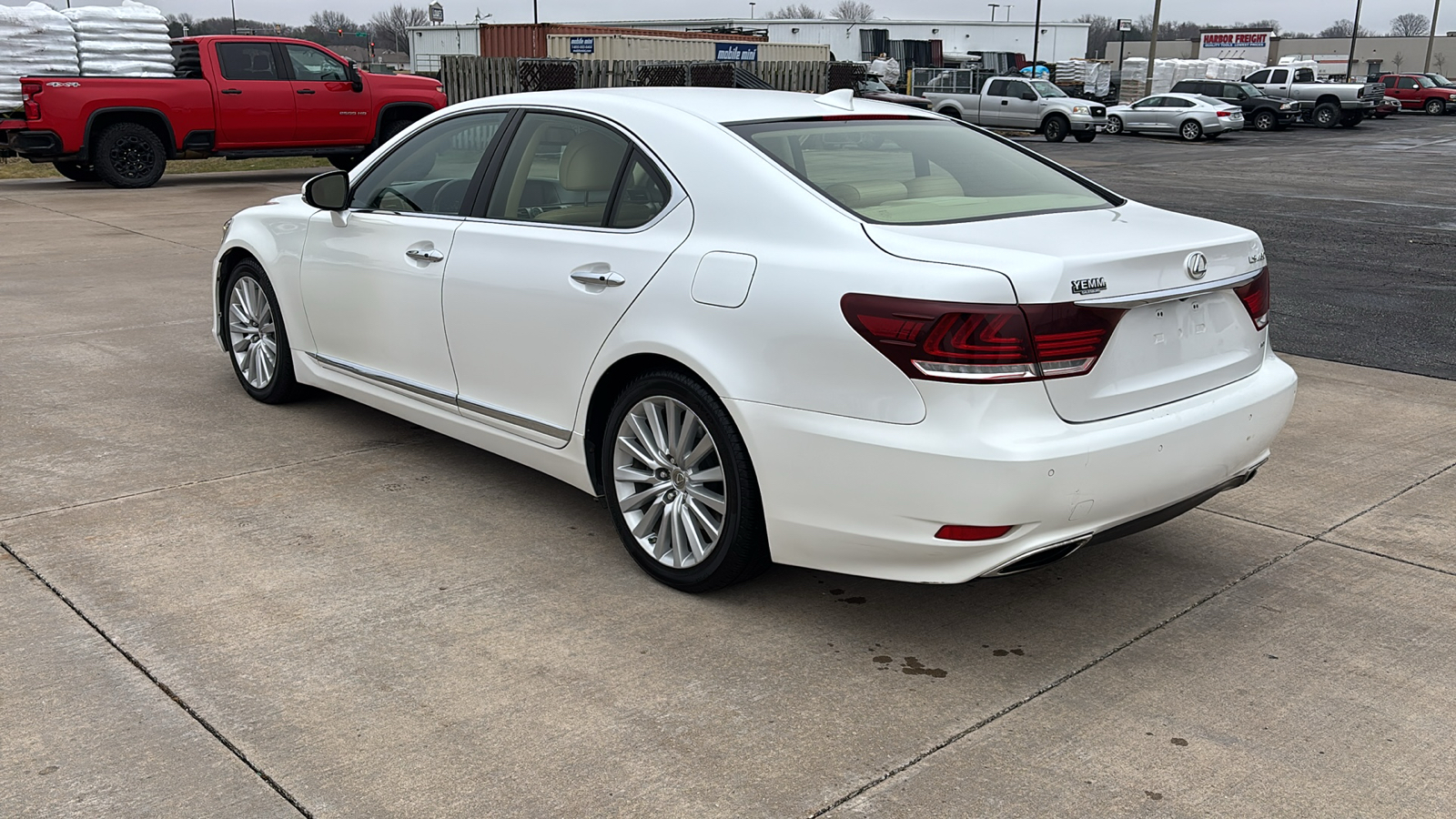 2016 Lexus LS 460 6