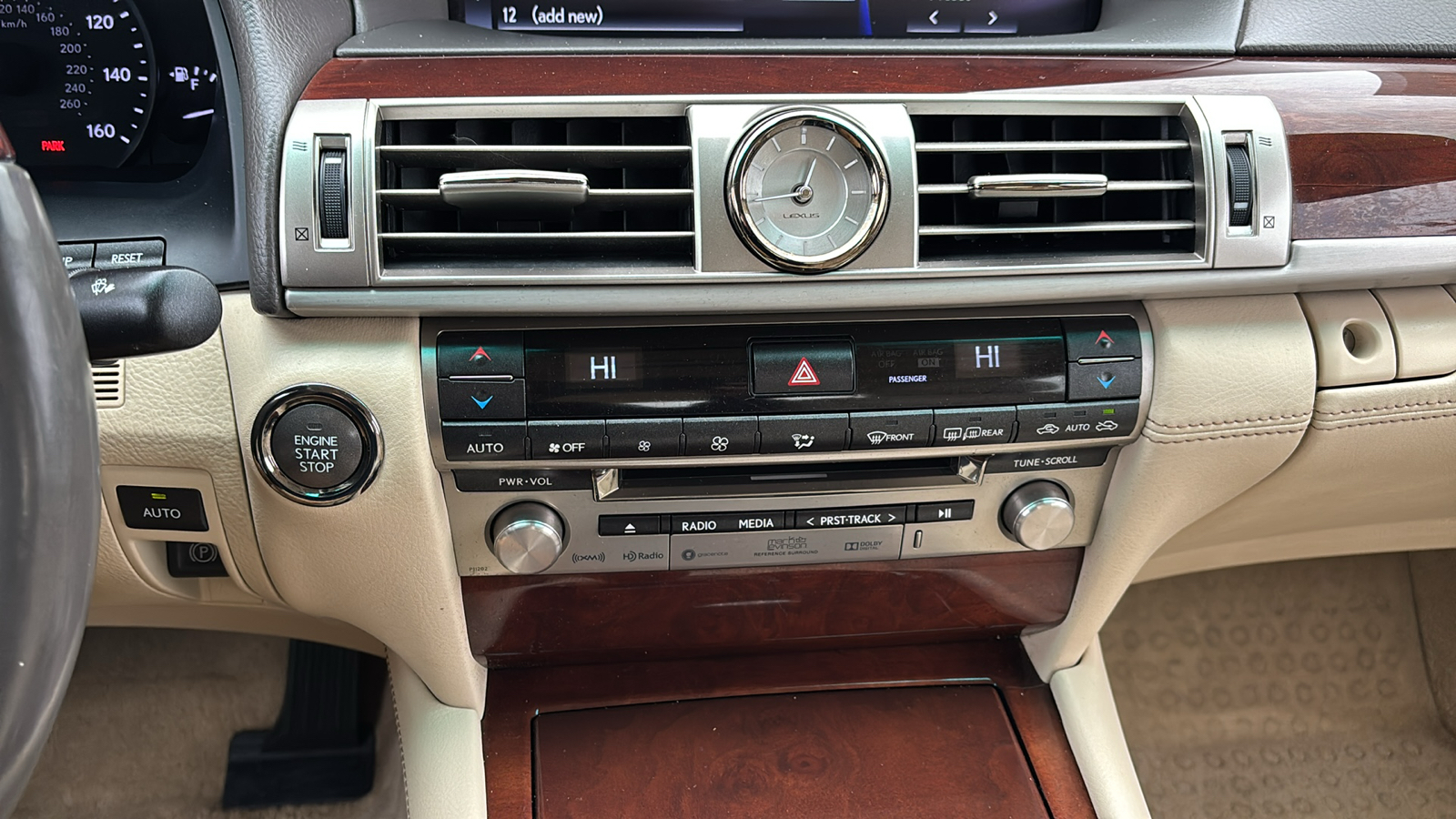 2016 Lexus LS 460 18