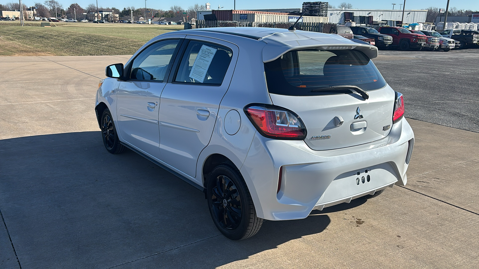 2022 Mitsubishi Mirage ES 6