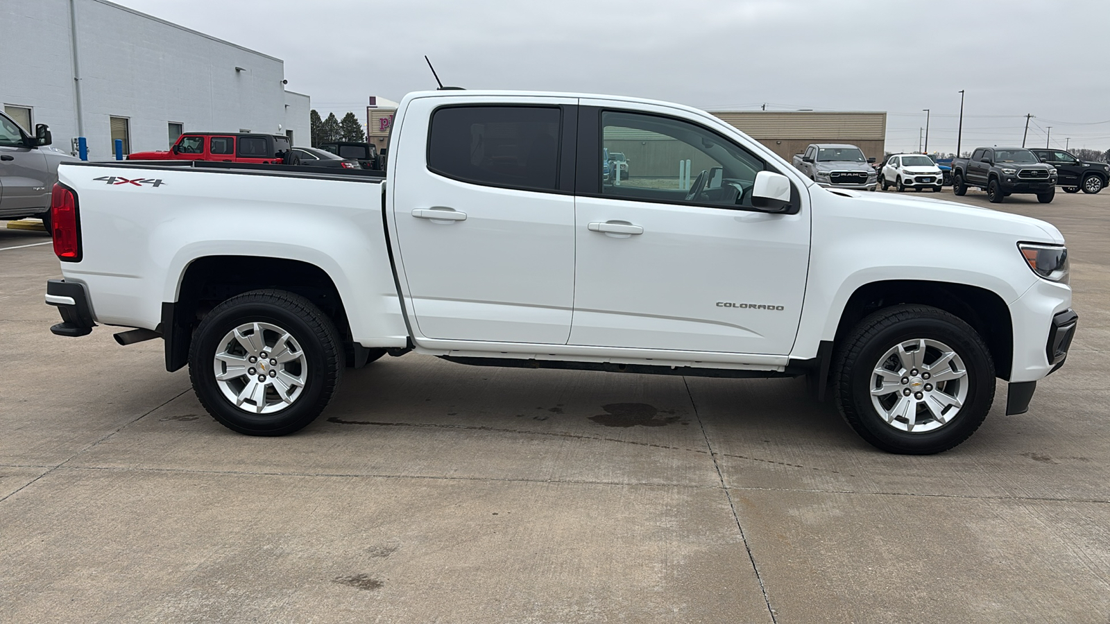 2022 Chevrolet Colorado LT 9