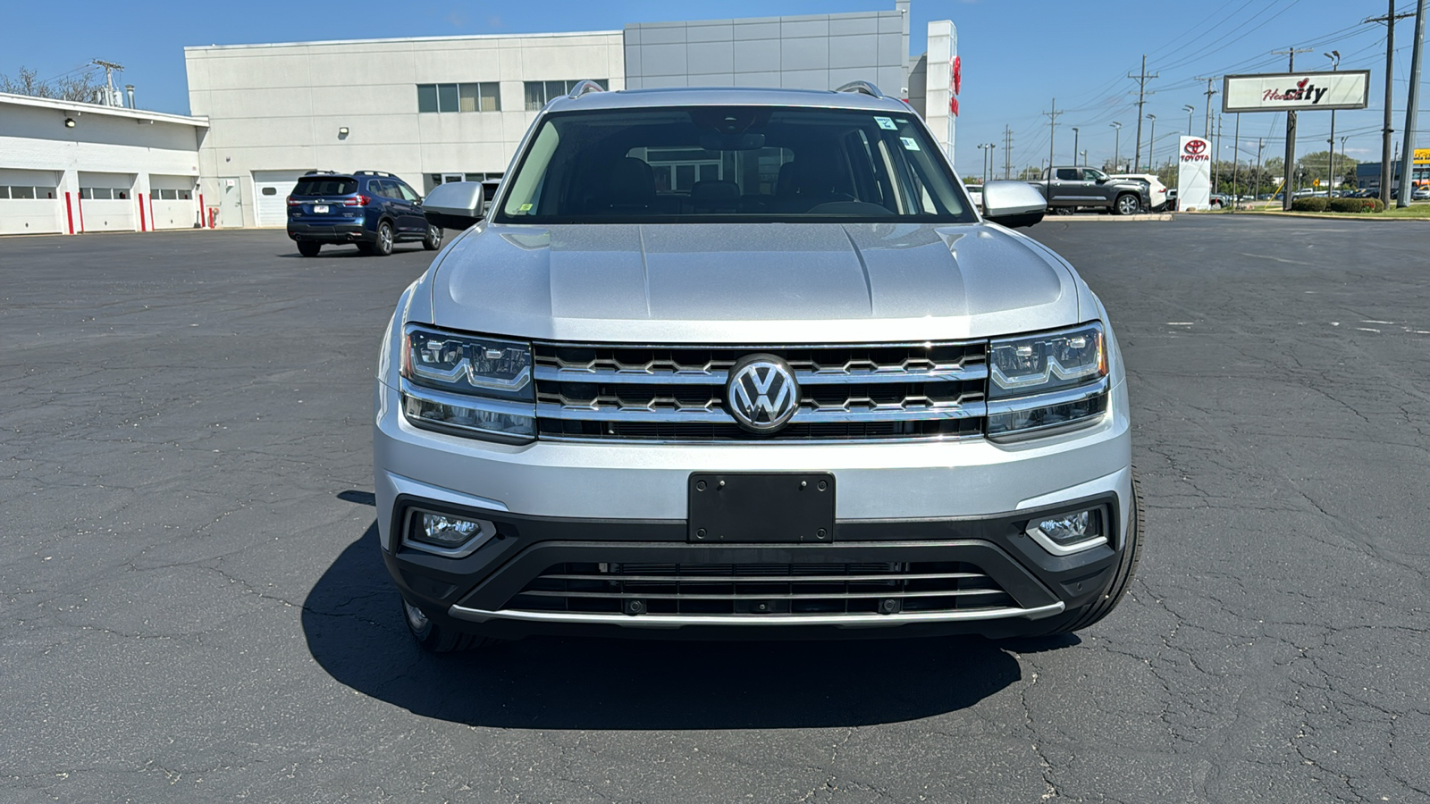 2018 Volkswagen Atlas SEL Premium 2