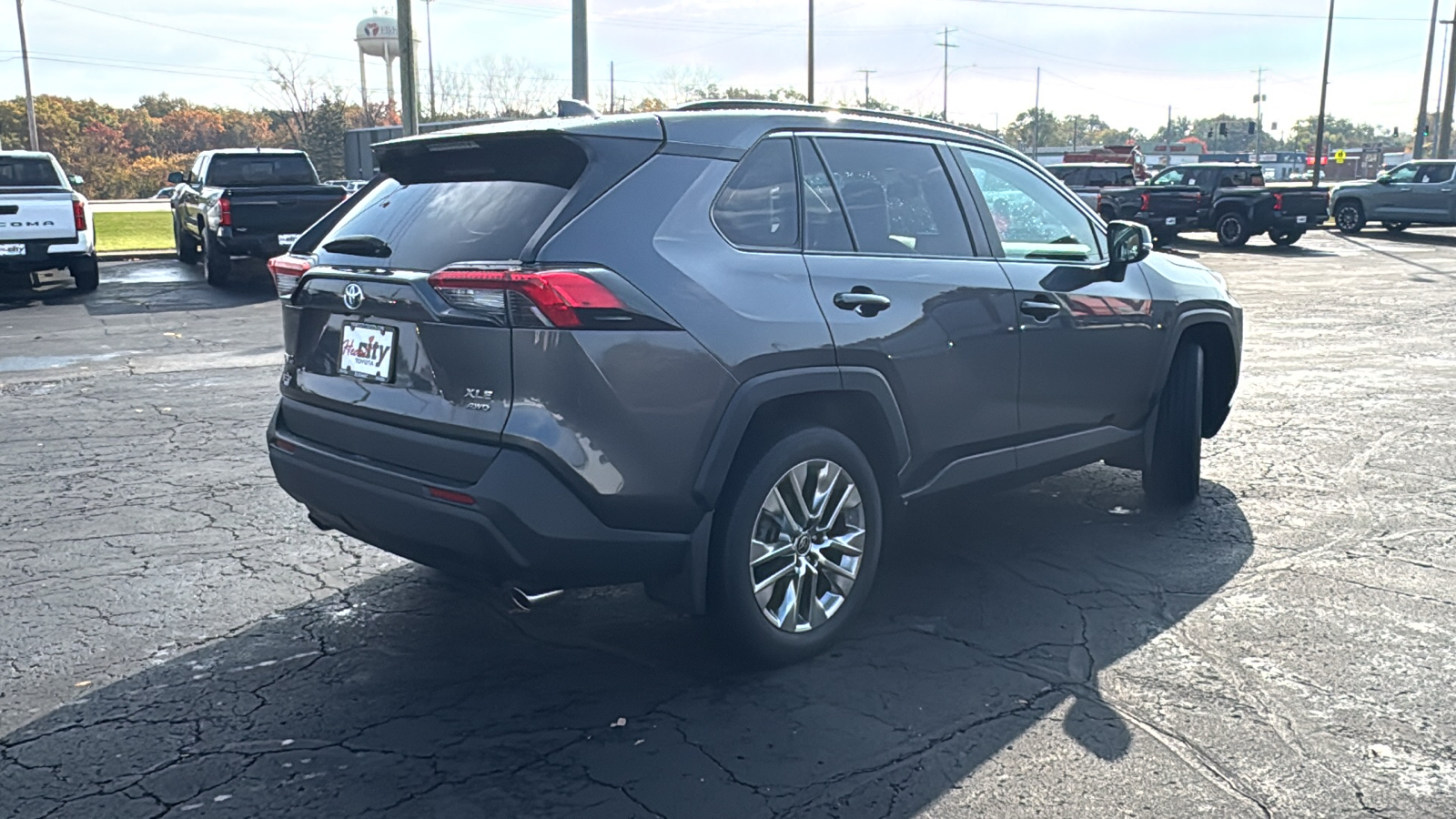 2021 Toyota RAV4 XLE Premium 9