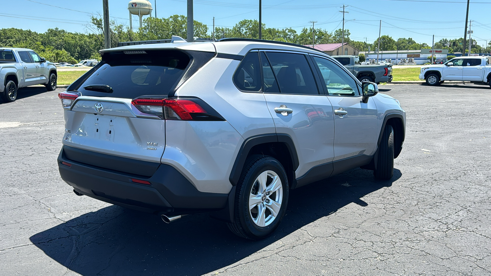 2021 Toyota RAV4 XLE 9