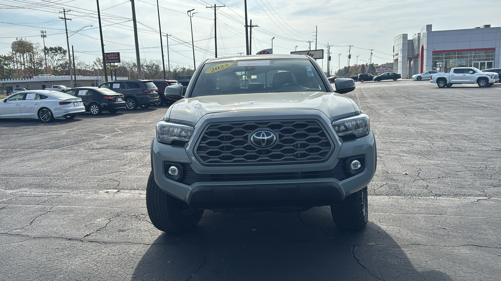 2023 Toyota Tacoma 4WD TRD Off-Road 2