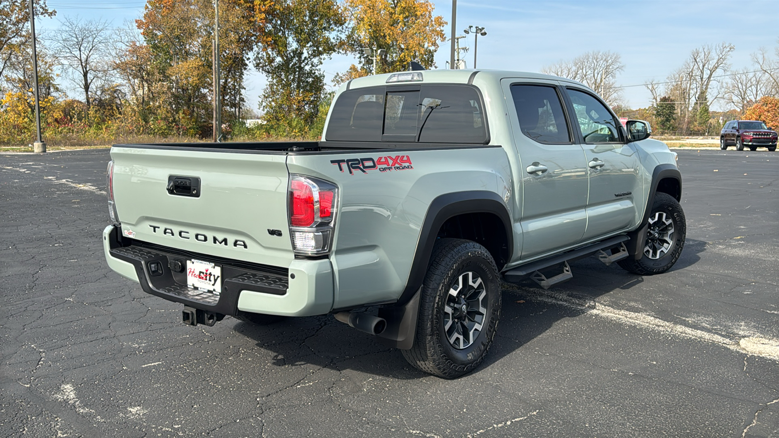 2023 Toyota Tacoma 4WD TRD Off-Road 8