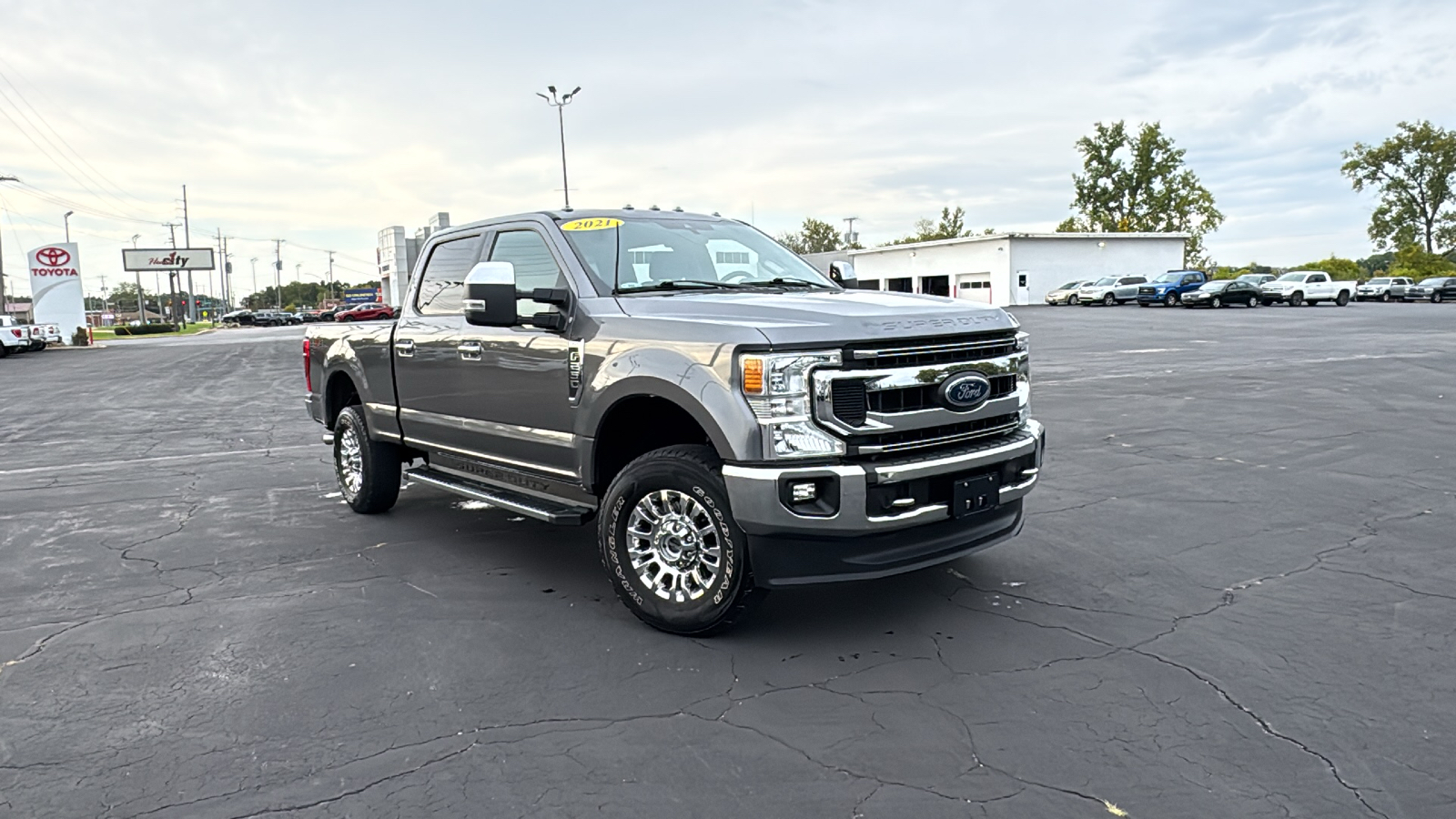 2021 Ford Super Duty F-250 SRW XLT 1