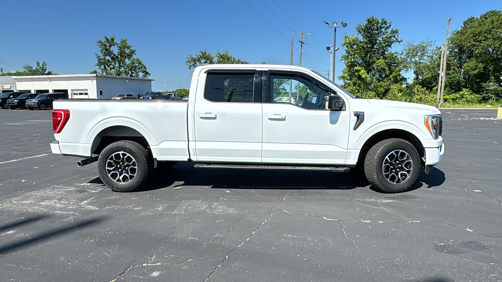 2023 Ford F-150 XLT 8