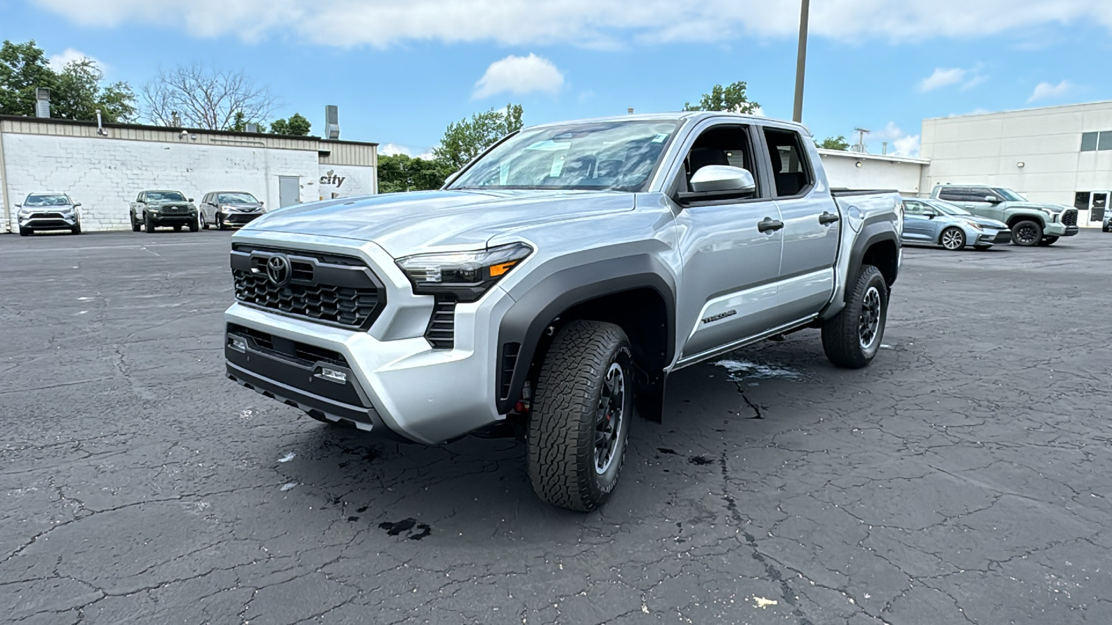 2024 Toyota Tacoma 4WD TRD Off Road 3