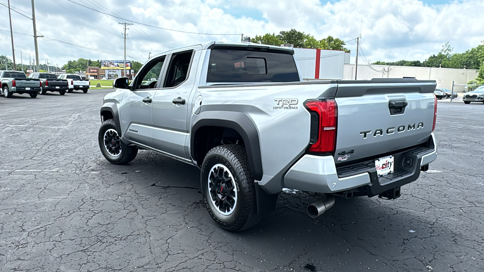 2024 Toyota Tacoma 4WD TRD Off Road 5