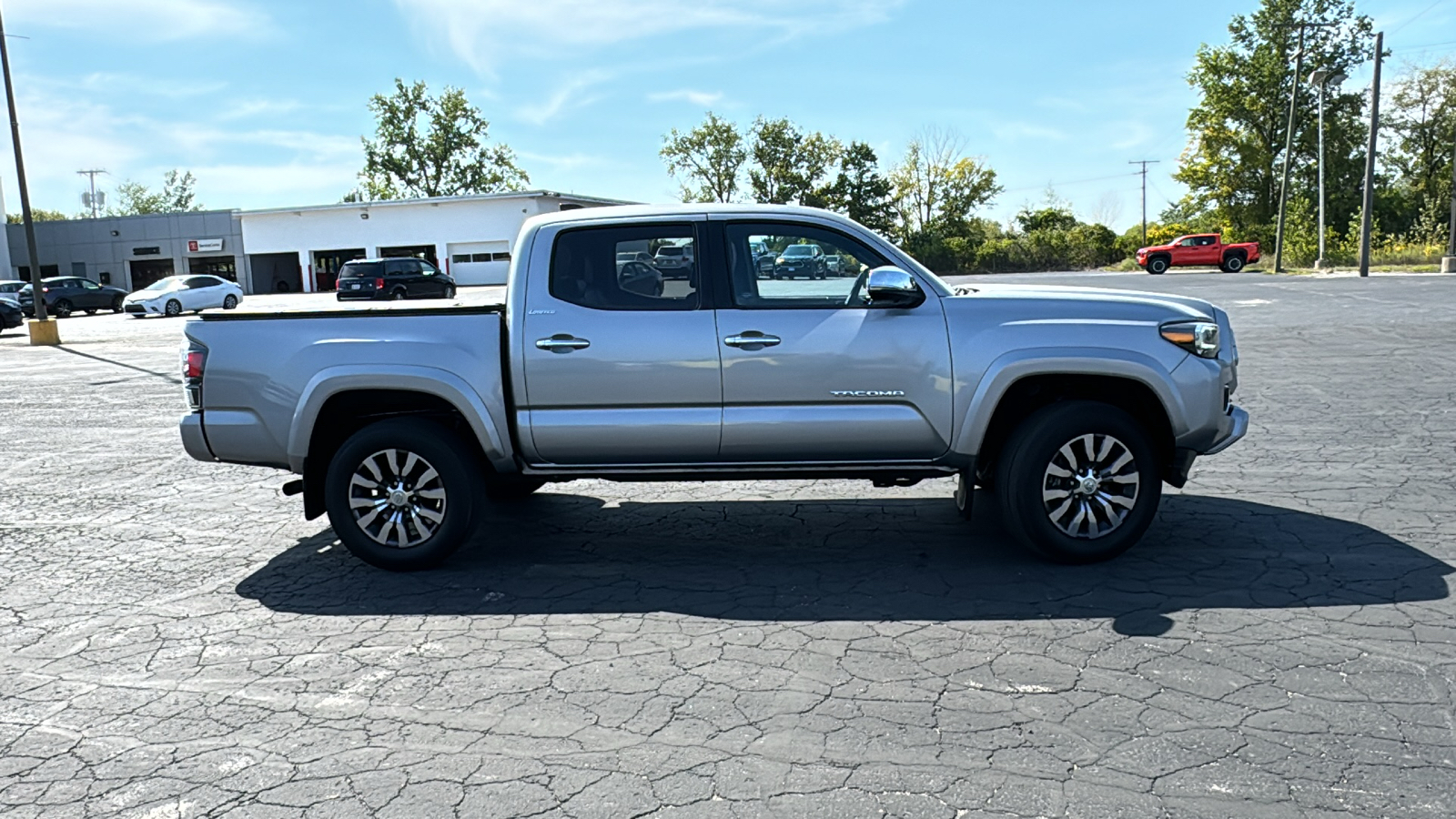 2021 Toyota Tacoma 4WD Limited 9