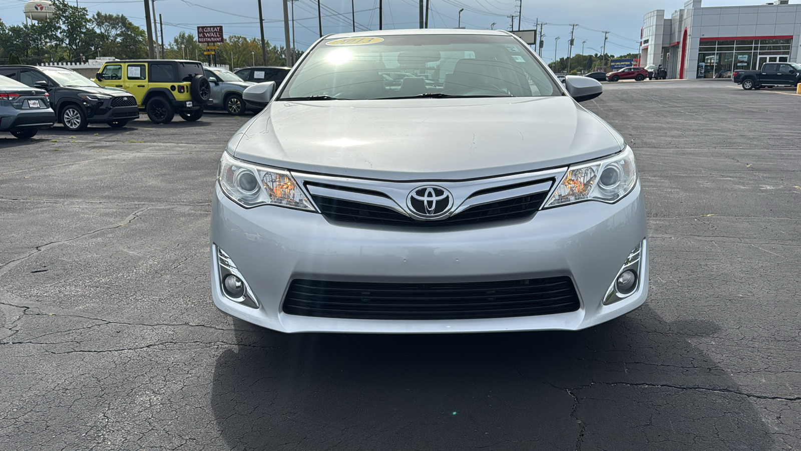 2013 Toyota Camry XLE 2