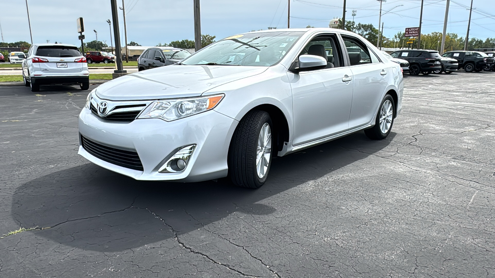 2013 Toyota Camry XLE 3