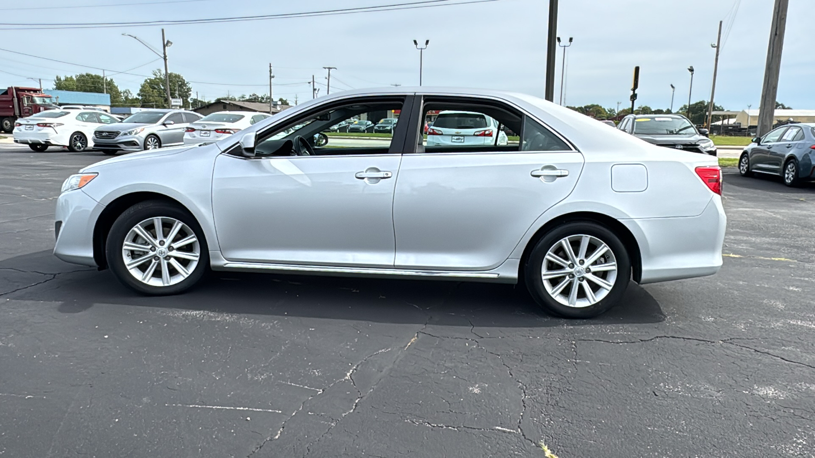 2013 Toyota Camry XLE 4