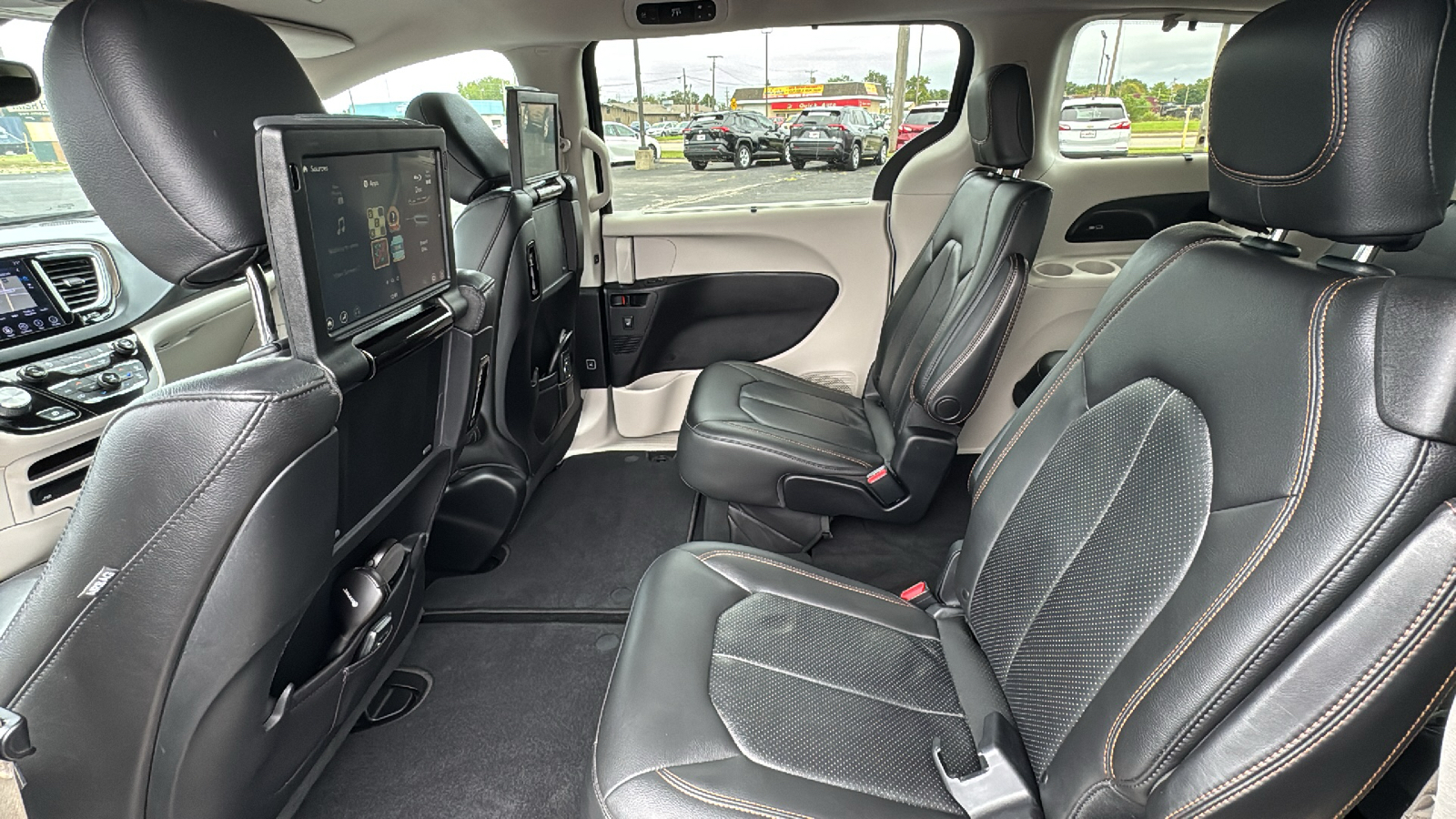 2019 Chrysler Pacifica Touring L Plus 30