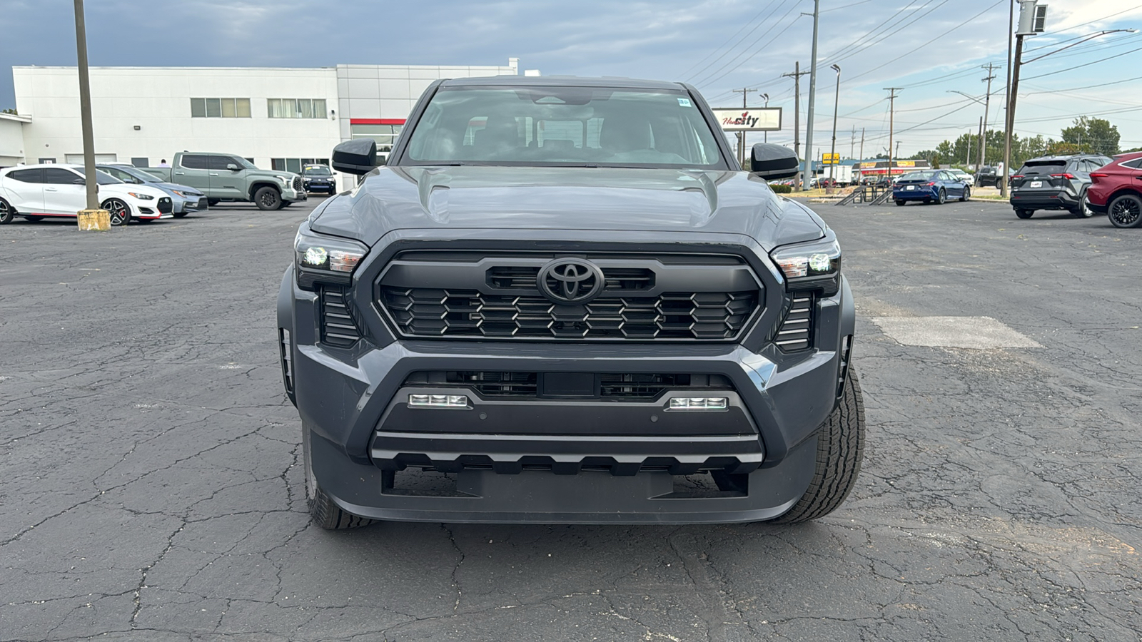 2024 Toyota Tacoma 4WD TRD Off Road Hybrid 2