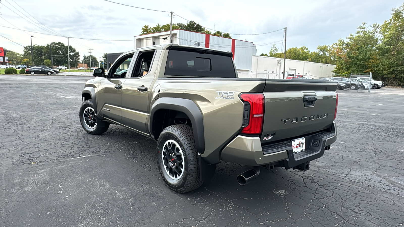 2024 Toyota Tacoma 4WD TRD Off Road 5