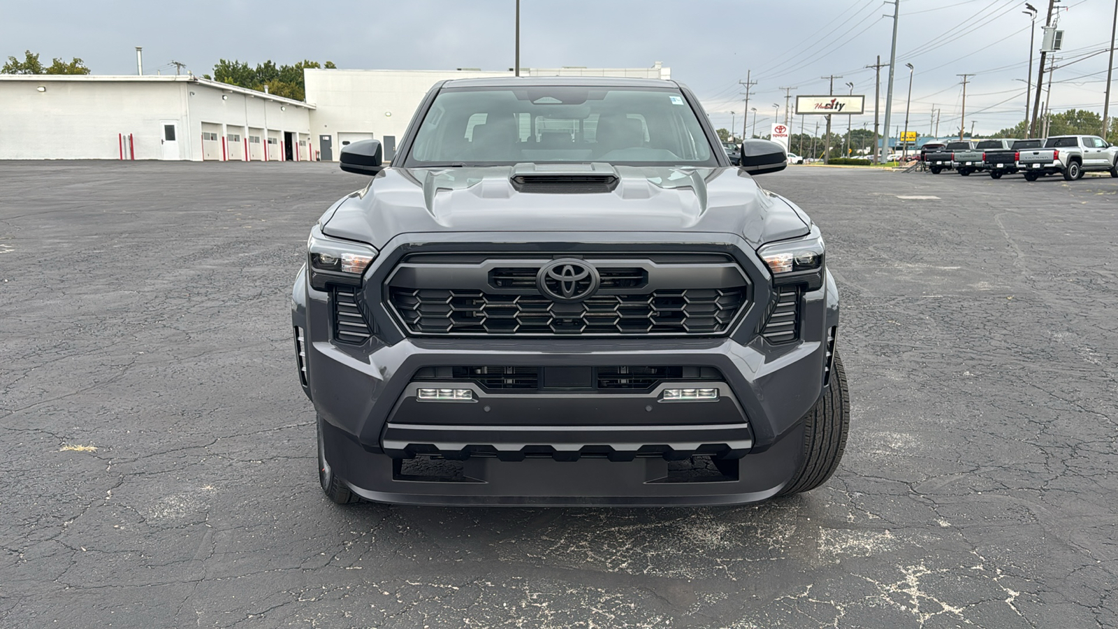 2024 Toyota Tacoma 4WD TRD Sport 2