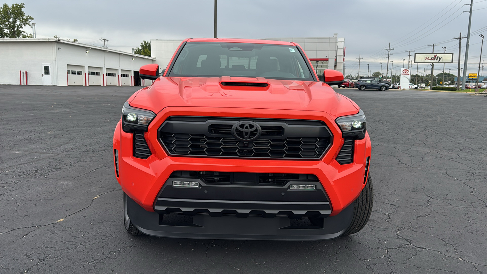 2024 Toyota Tacoma 4WD TRD Sport 2