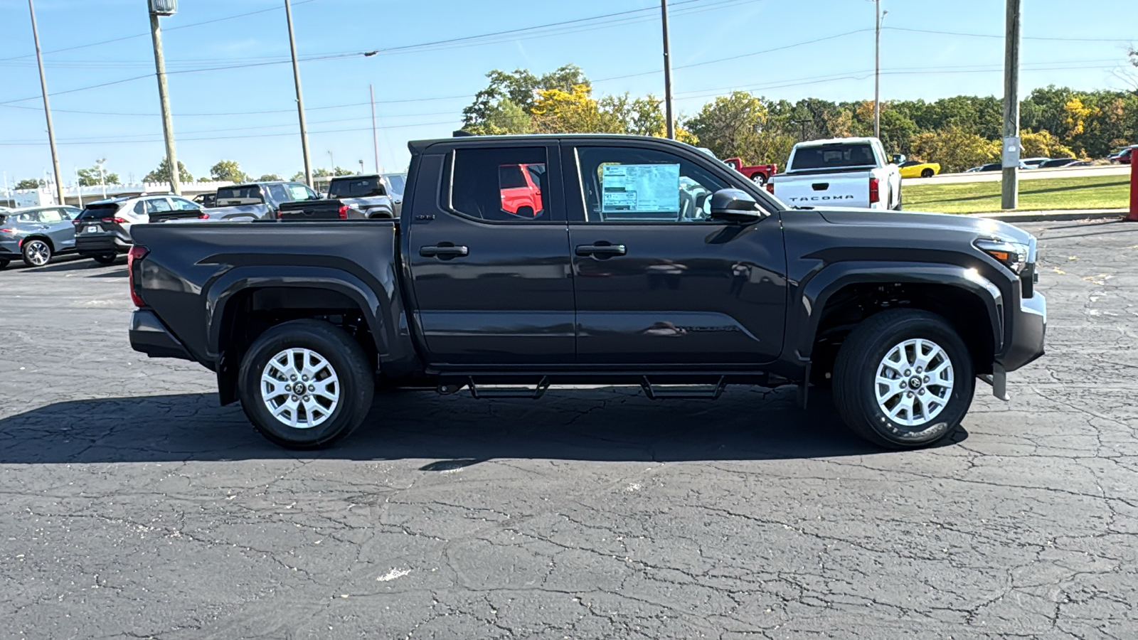 2024 Toyota Tacoma 4WD SR5 8