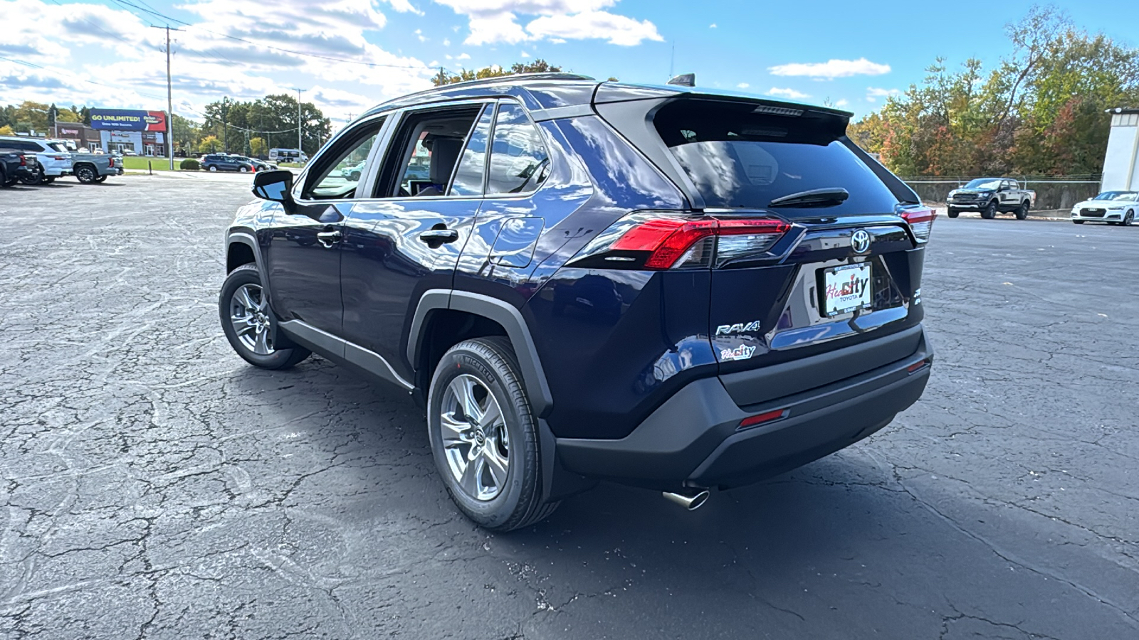 2024 Toyota RAV4 XLE 5