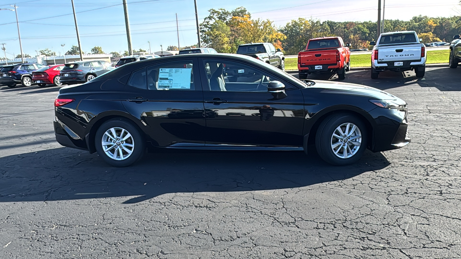 2025 Toyota Camry LE 9