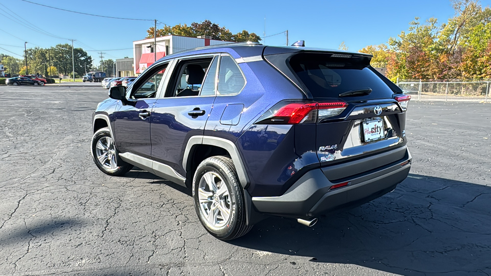 2024 Toyota RAV4 XLE 5