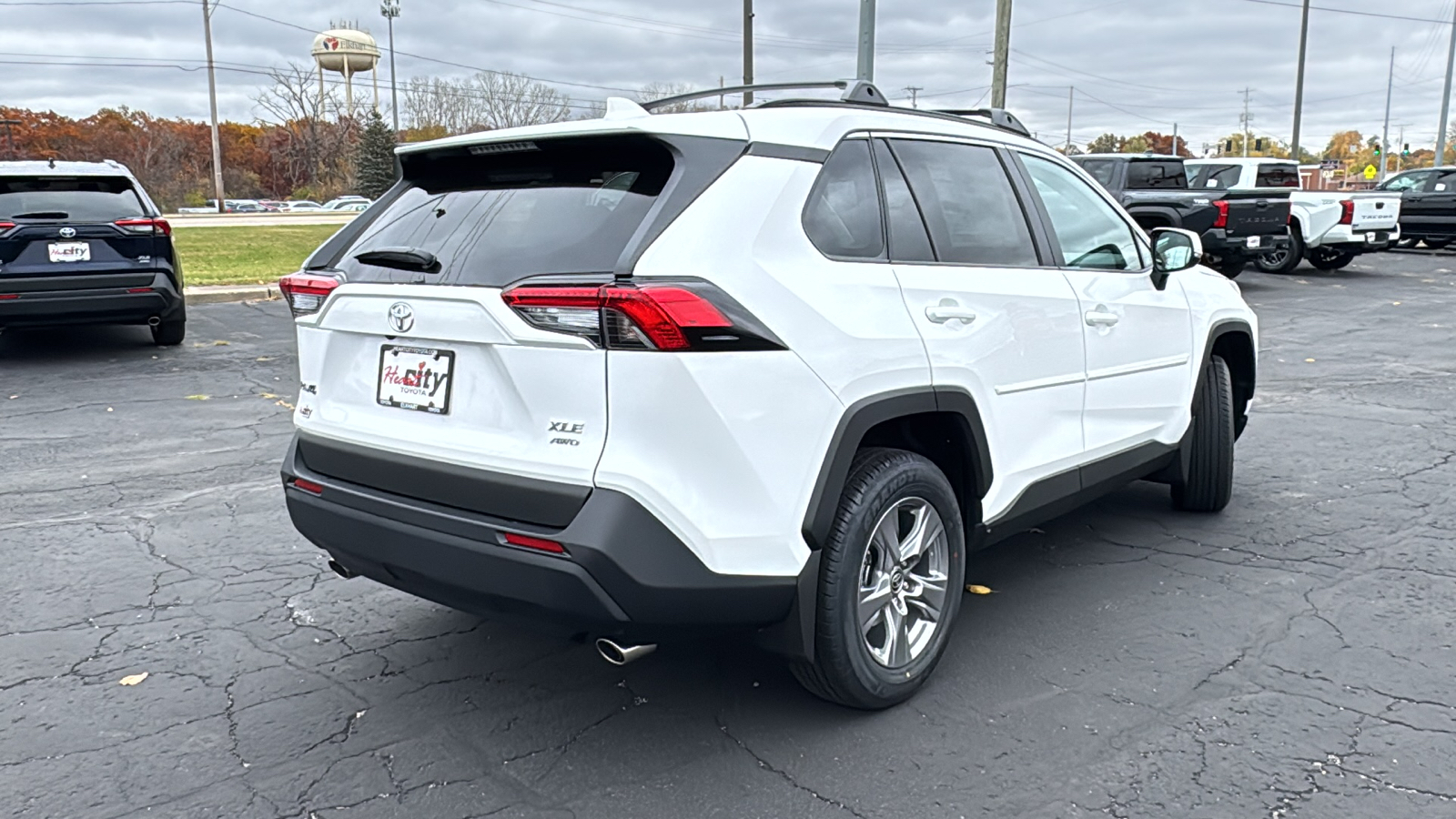 2024 Toyota RAV4 XLE 9