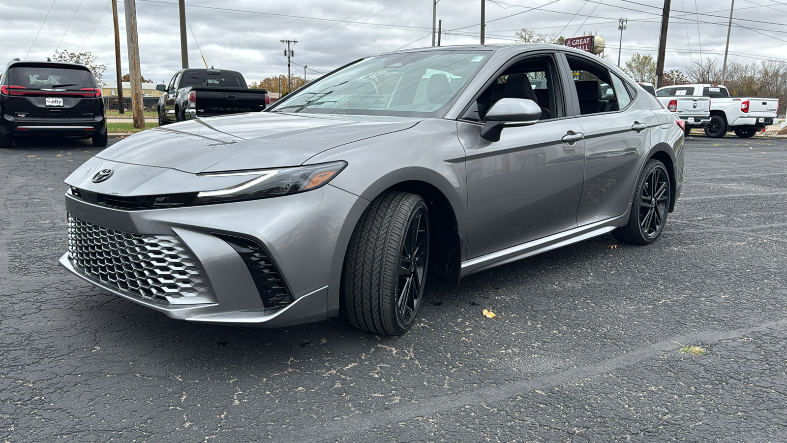 2025 Toyota Camry XSE 3