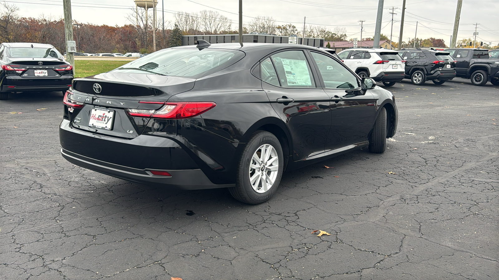 2025 Toyota Camry LE 8