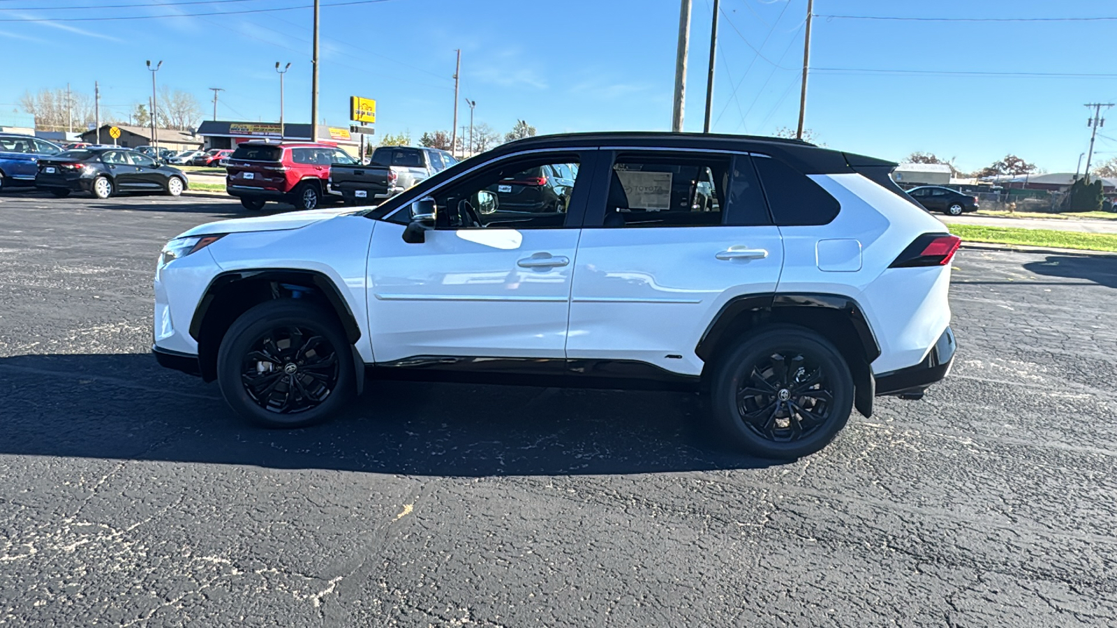 2024 Toyota RAV4 Hybrid XSE 4