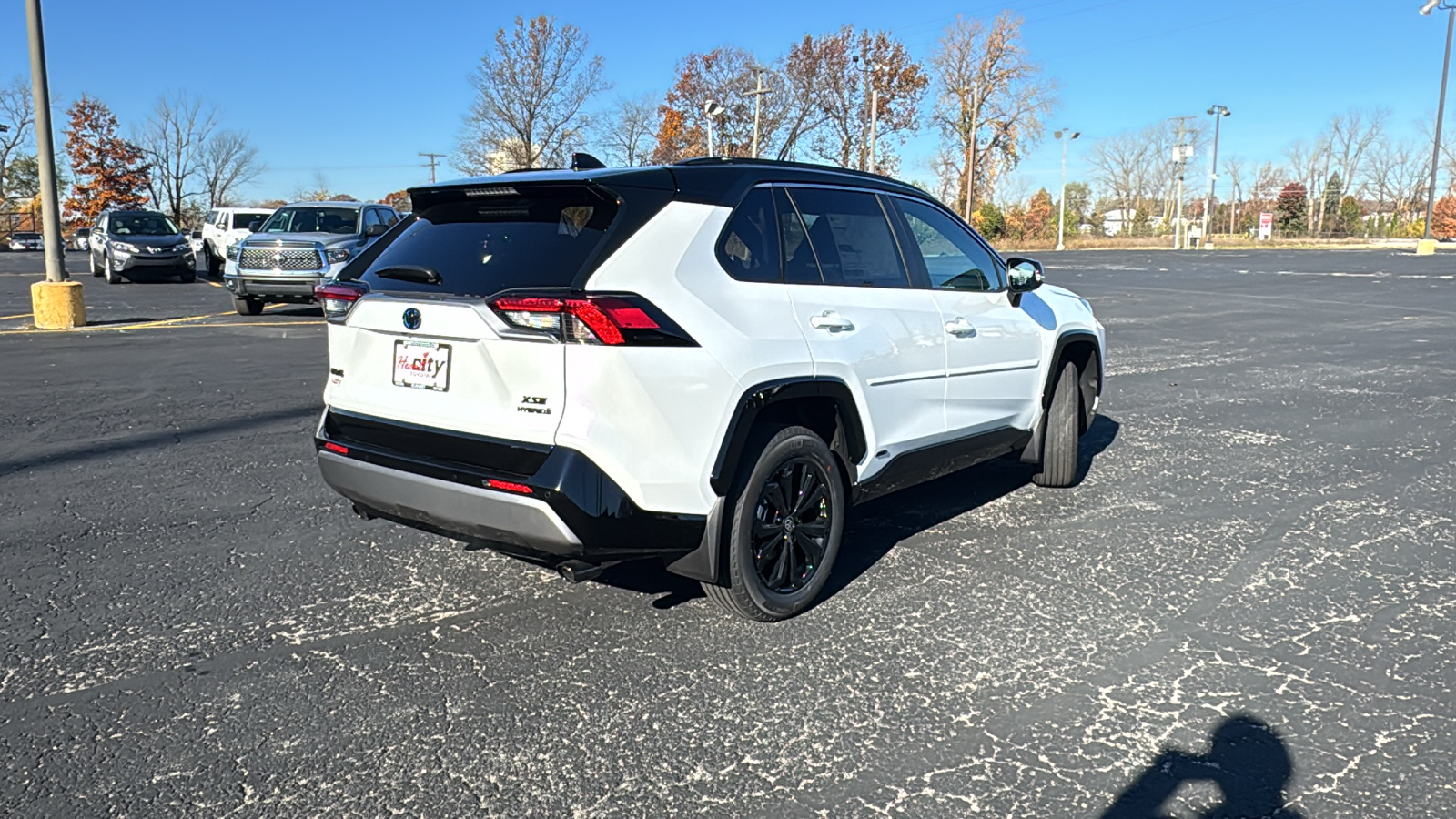 2024 Toyota RAV4 Hybrid XSE 9