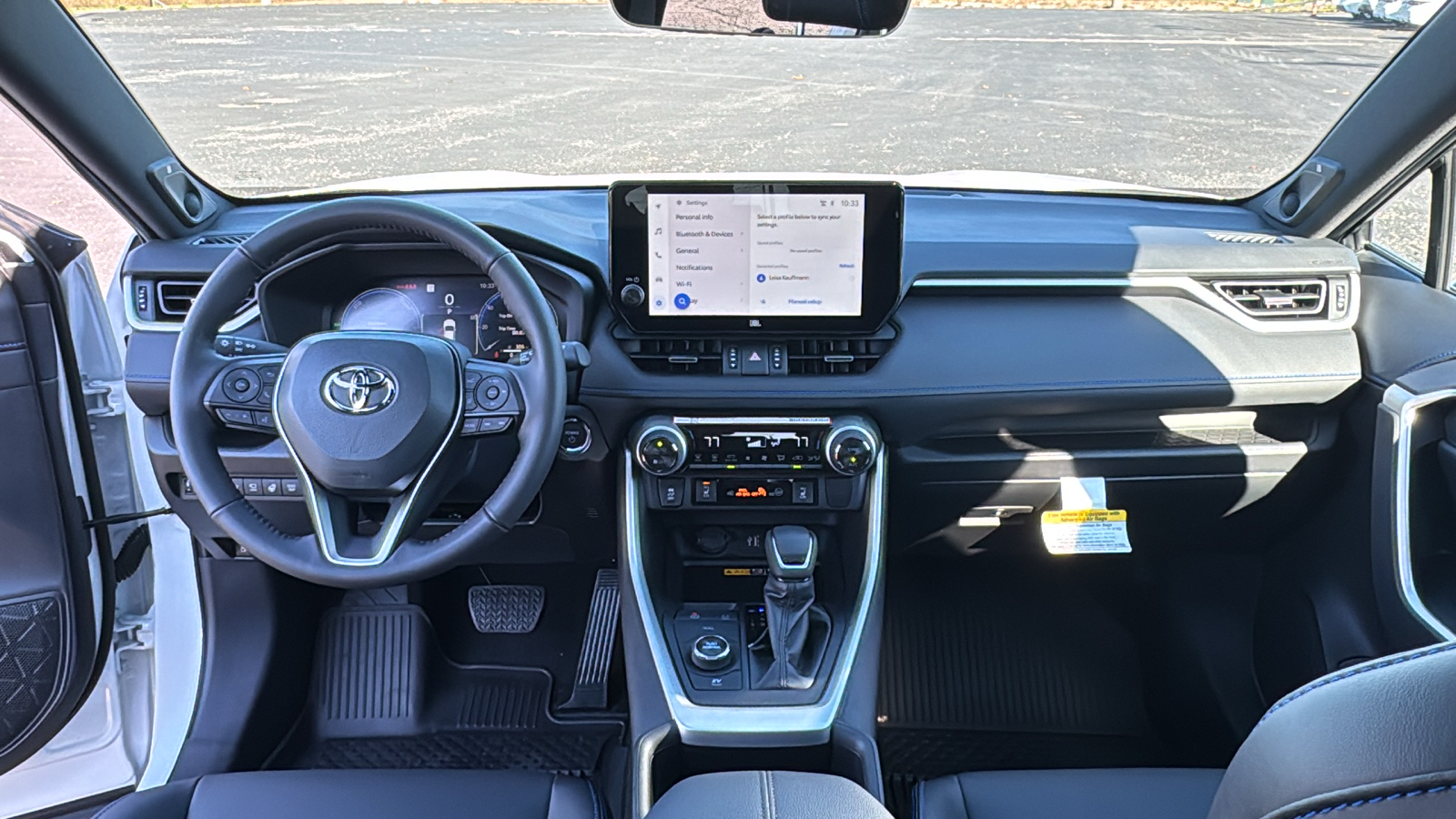 2024 Toyota RAV4 Hybrid XSE 32